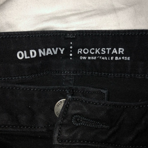 Old Navy 6 long black jeans - Picture 2 of 2